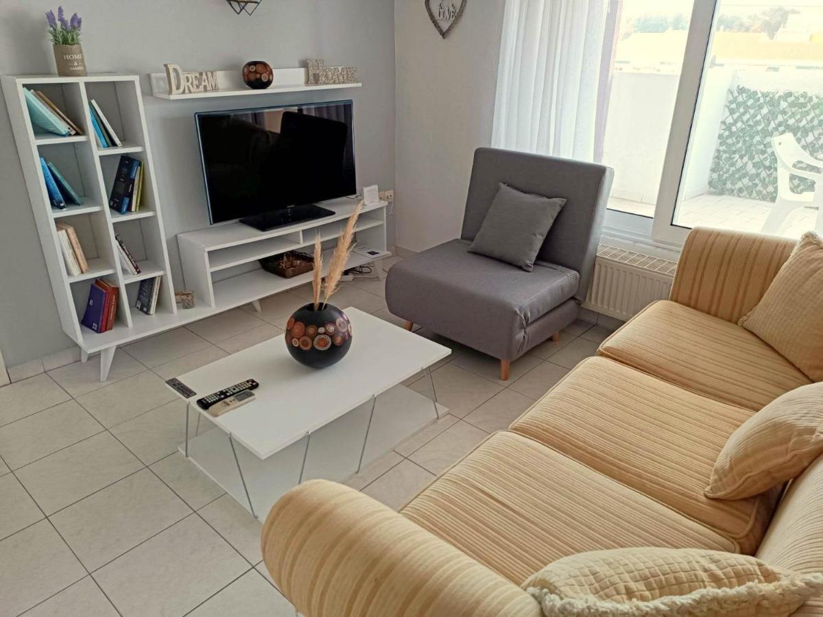 City Melody Apartment With Private Parking Alexandroupoli Bagian luar foto