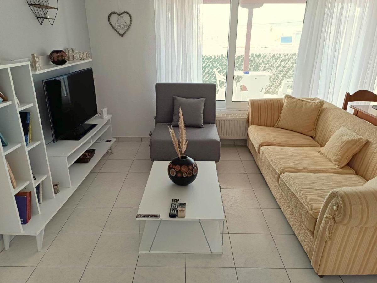 City Melody Apartment With Private Parking Alexandroupoli Bagian luar foto